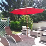 A La Campagne Avec Piscine Partagee Et Jardin - Fr-1-489-230 Apartment *