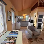 A La Campagne Avec Piscine Partagee Et Jardin - Fr-1-489-230 Apartment Vendat